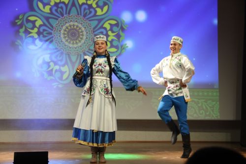 В Елабуге за звание главной красавицы Сабантуя боролись пять участниц