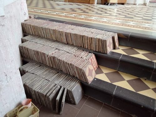 На чердаке в Спасском соборе Елабуге нашли историческую плитку