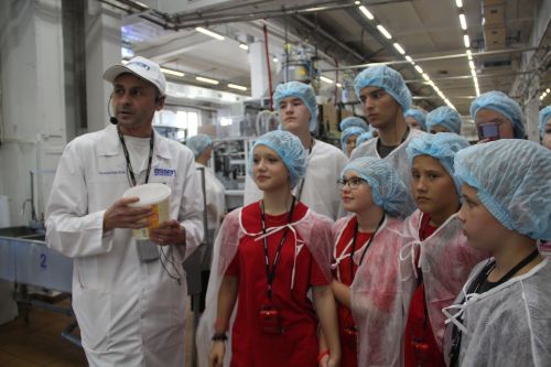 Елабужские школьники посетили завод по производству майонеза «Махеев»
