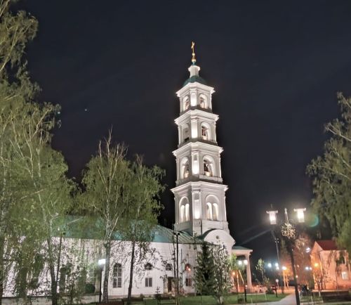 К 203-летию прихожане подарили Спасскому собору икону