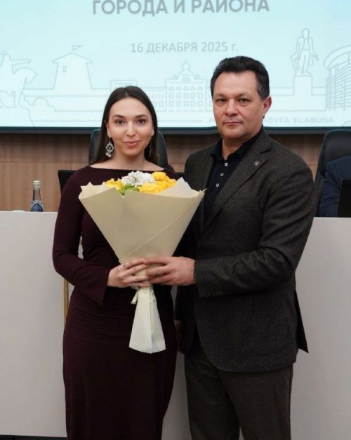 Глава Елабужского района наградил реставраторов за вклад в сохранение истории города