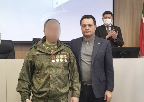 Елабужане награждены за боевые заслуги