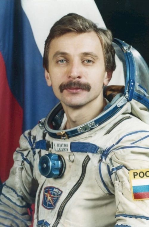 Елабужские истории Дня космонавтики: автограф Гагарина и специалист NASA