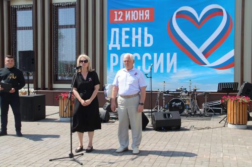 Елабуга торжественно отметила День России