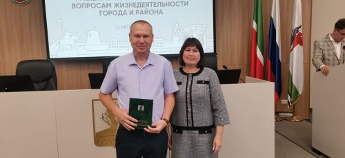 Строителей Елабуги наградили на общегородской планерке