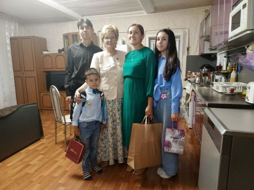Елабужские семьи получают помощь к 1 сентября