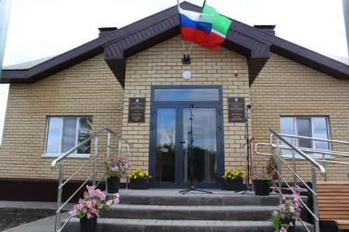 В Елабужском районе открыли новое здание исполкома с участием Экзама Губайдуллина
