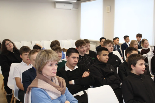 Елабужским подросткам напомнили об опасностях, подстерегающих в соцсетях