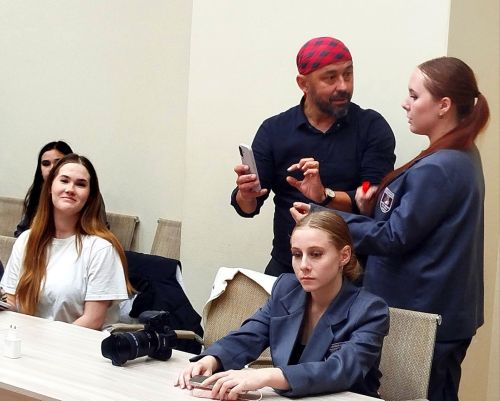 В Елабуге запустили молодёжный фотоклуб с участием известных фотографов Татарстана