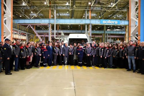 Рустам Минниханов открыл новую линию производства автомобилей «СОЛЛЕРС Алабуга»