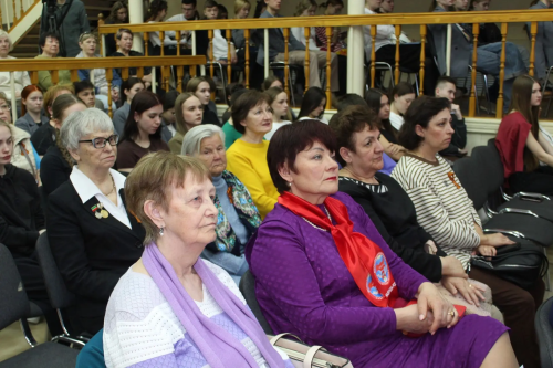 В Елабуге прошел концерт Дорогами Победы»
