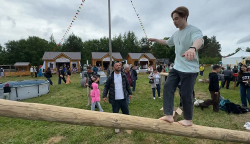 Елабужане приняли участие в празднике Сабантуй в Энколово