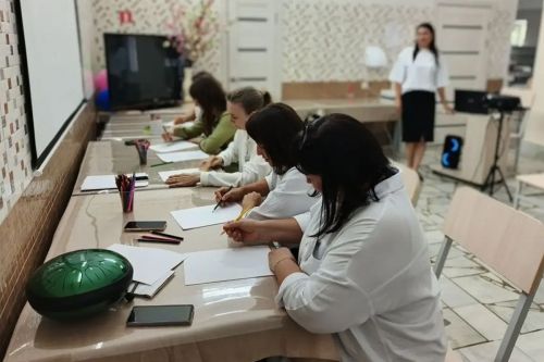 Специалисты Елабужского дома-интерната прошли обучение по музыкотерапии