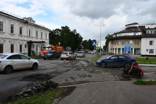 В Елабужском районе продолжается масштабное обновление дорог