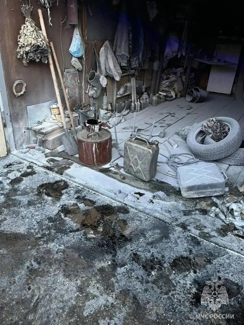 Мужчина получил ожоги при пожаре в гараже под Нижнекамском