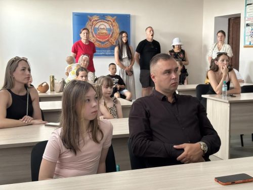 В Елабуге наградили юных художников конкурса по безопасности на дорогах