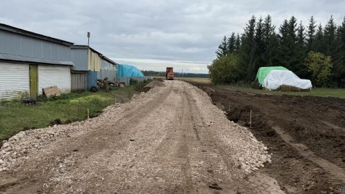 В Татарском Дюм-Дюме строят дорогу к будущему детскому лагерю