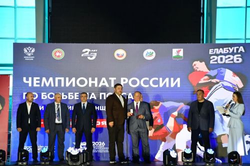 В Елабуге определили победителей Чемпионата России по борьбе на поясах