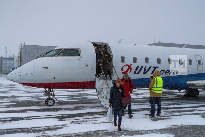 Непогода привела к задержкам и отменам рейсов в аэропорту Казани