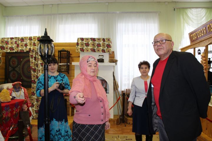 Кукмор посетила делегация из Кыргызстана во главе с сыном Чингиза Айтматова Аскаром Айтматовым