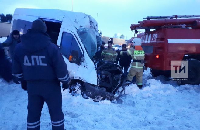 МВД РТ: В аварии с двумя погибшими на трассе М7 виноват водитель микроавтобуса «Форд»
