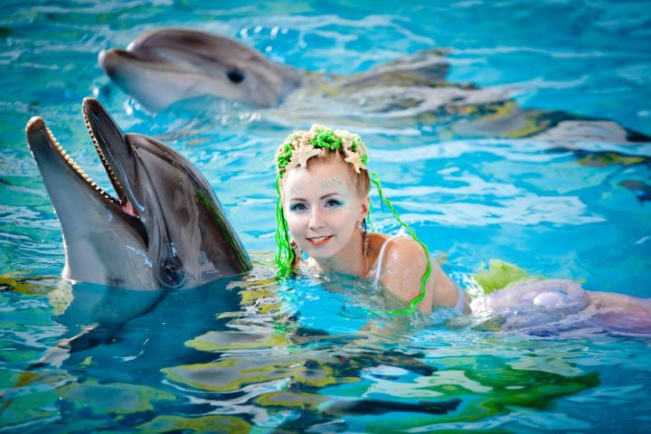 Только 9 и 10 марта! Цирковое шоу "Созвездие Дельфин" в Набережночелнинском дельфинарии! Подарите любимым эмоции!