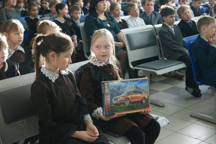 В Елабужской школе № 2 появится свой "автогородок"