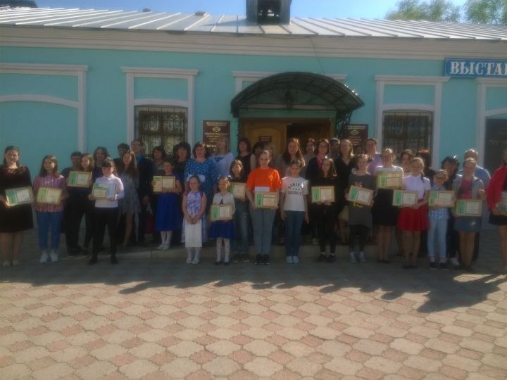 В Елабуге наградили победителей республиканского конкурса «Я рисую как Шишкин»