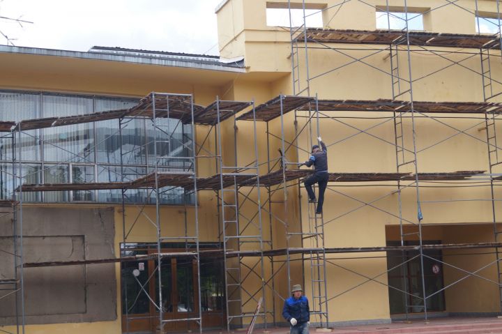 В Елабуге начался ремонт городского Дворца культуры