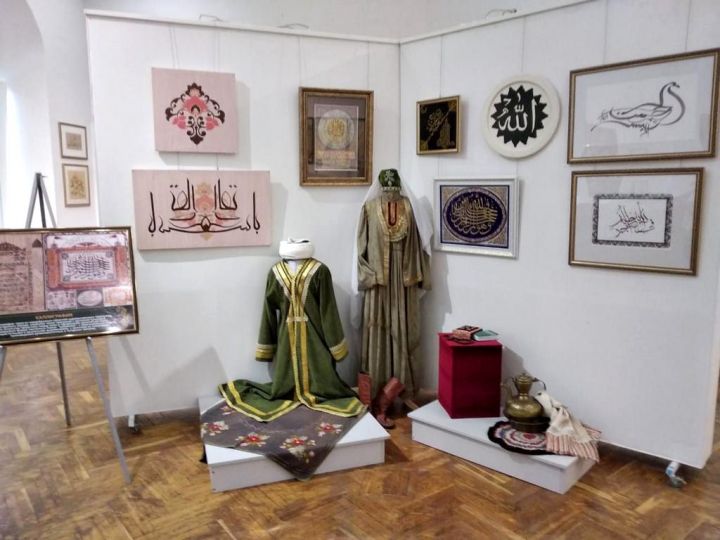 В Белорусии открылась елабужская выставка