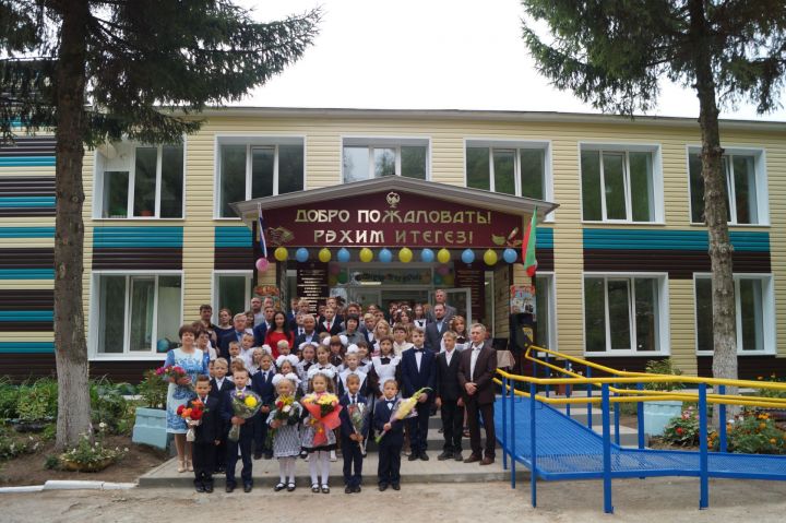 Обновленная после капремонта школа в селе Лекарево встретила своих учеников