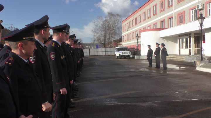 Елабужский отдел полиции объявляет о наборе в учебные заведения МВД России