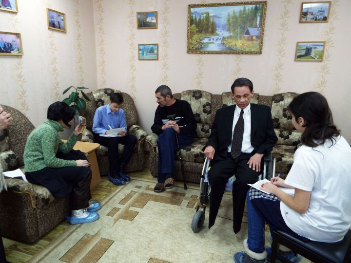 Волонтеры Елабуги навестили воинов-афганцев в доме престарелых