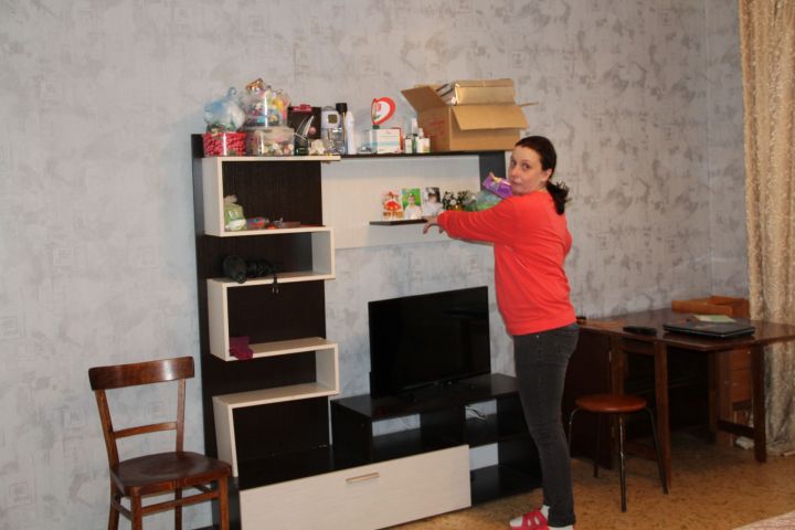 Многодетная семья из Елабуги получила квартиру после приема граждан Рустемом Нуриевым