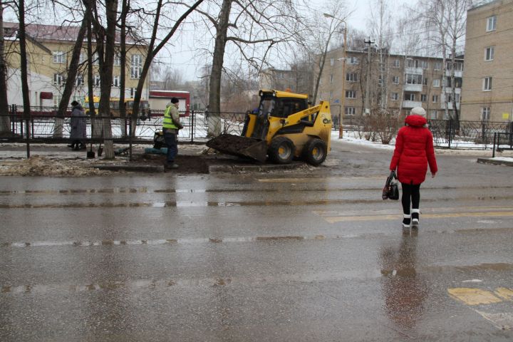 В Елабуге на улице Строителей переносят пешеходный переход