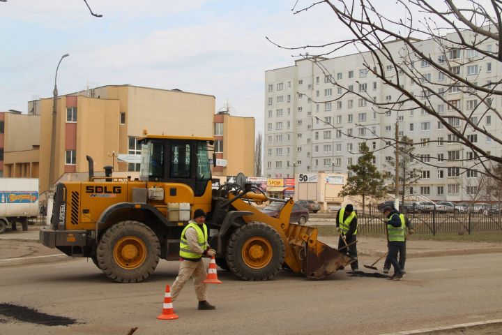 В Елабуге ямочный ремонт планируется провести почти на всех основных улицах