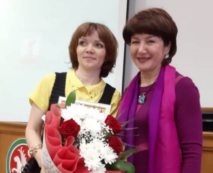 Елабужанке вручили грамоту Союза строителей Татарстана