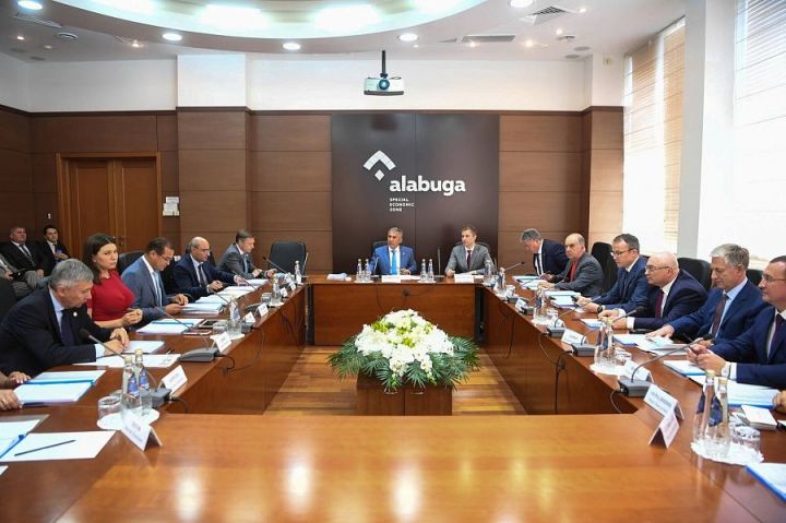 Наблюдательный совет ОЭЗ «Алабуга» одобрил 6 новых резидентов с инвестициями 16,37 млрд рублей