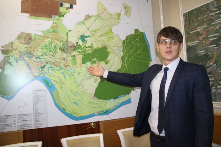 Евгений Петров: «В Елабуге ситуация с выделением земель многодетным не столь печальна»