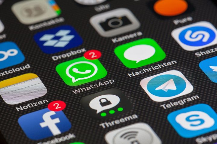 WhatsApp начал пожизненно блокировать пользователей: За что можно получить «вечный бан»