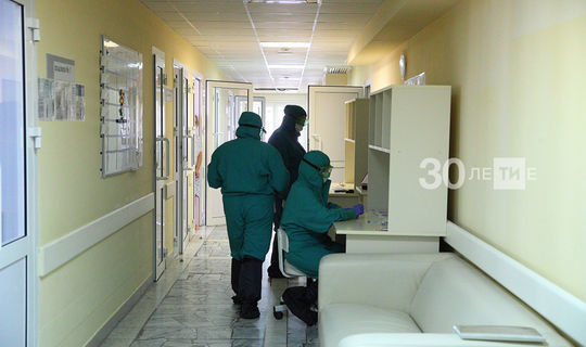 В Татарстане 588 медиков заразились коронавирусом на работе, пятеро умерло