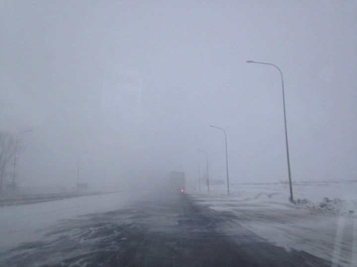 Водителей Татарстана предупредили о сильном снеге, гололедице и снежных заносах