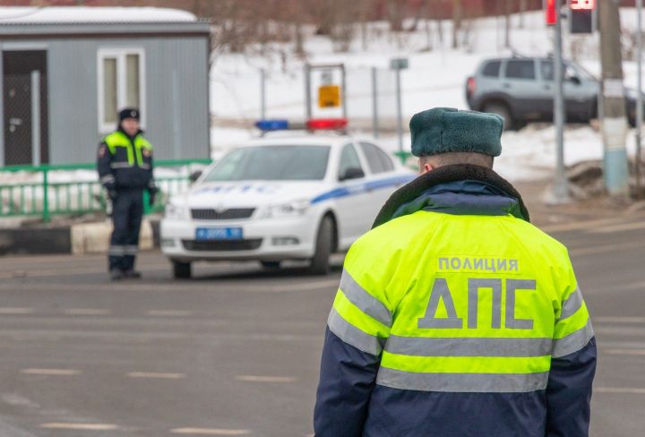 Житель соседнего Менделеевска осужден за удар автоинспектора в глаз