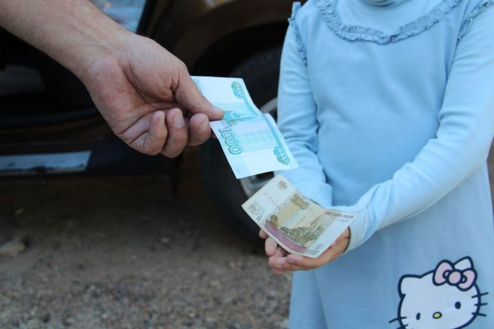 Елабужанин выплатил своему ребенку алименты на сумму 230 тысяч рублей