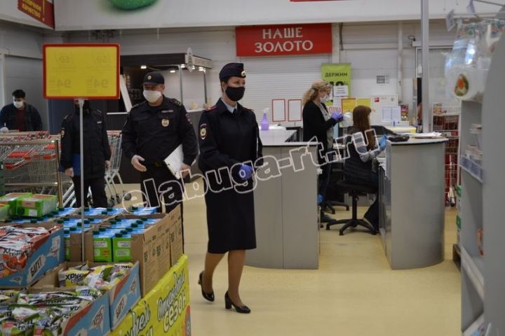 В Елабуге наказывают магазины, игнорирующие Постановление кабинета Министров