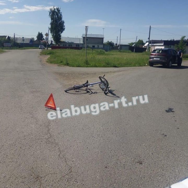 В Елабуге автоледи сбила велосипедистку