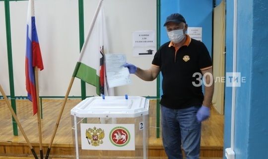 Депутат Госдумы РФ принял участие в голосовании