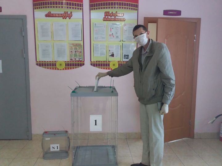 Сельчане Елабужского района активно принимают участие в голосовании