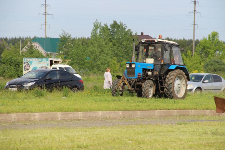 Покупка трактора обернулась неприятностью для елабужанки