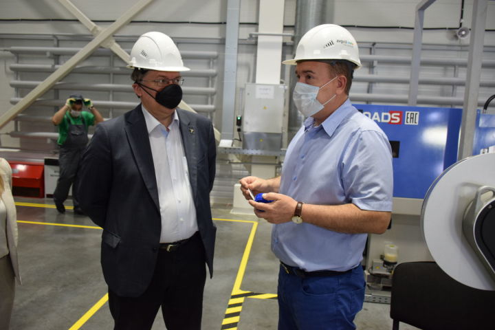 Завод «Август-Алабуга» посетил вице-президент Торгово-промышленной палаты РФ